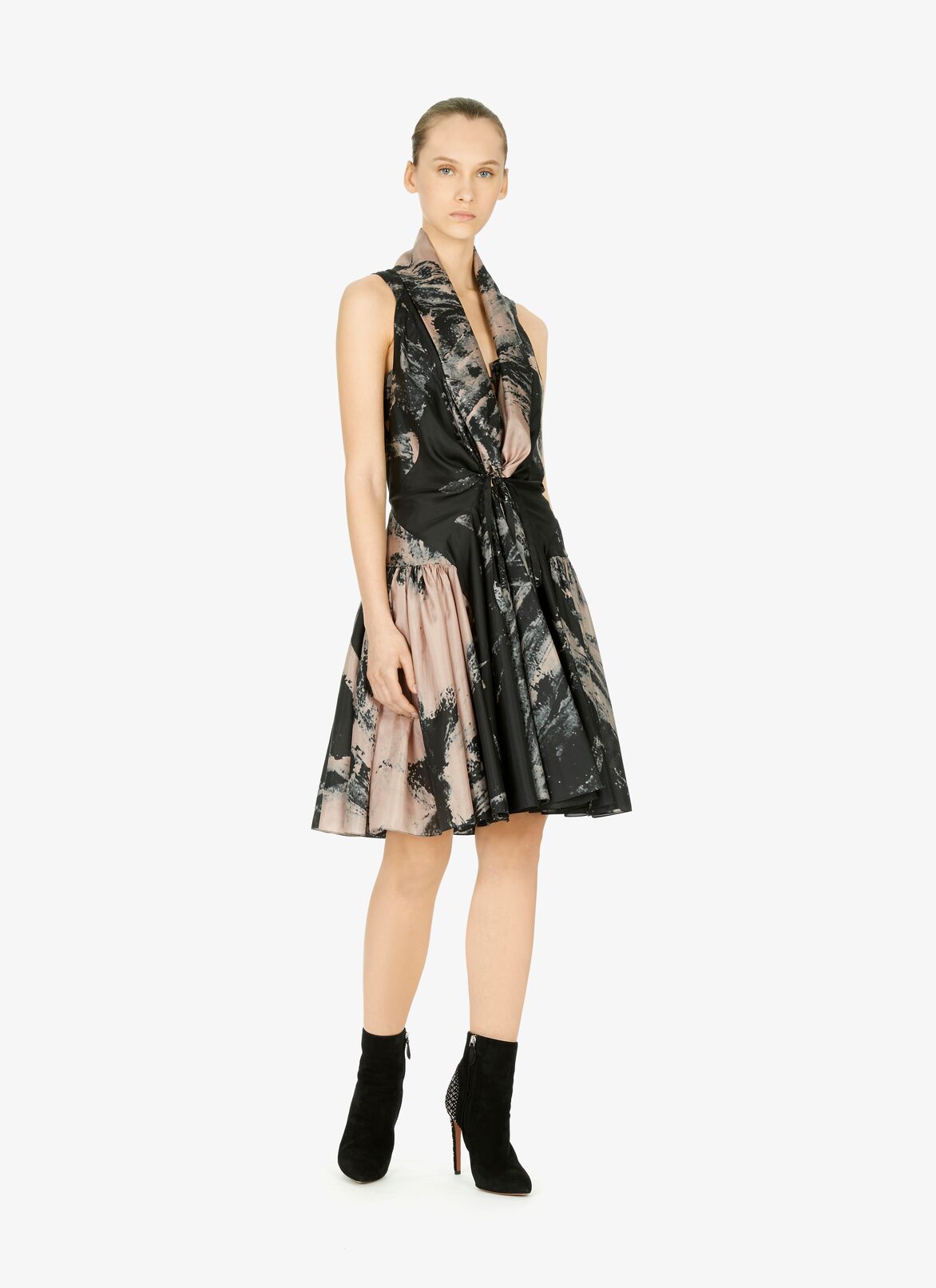 Dresses ALAÏA BLACK/LIGHT PINK DRESSES